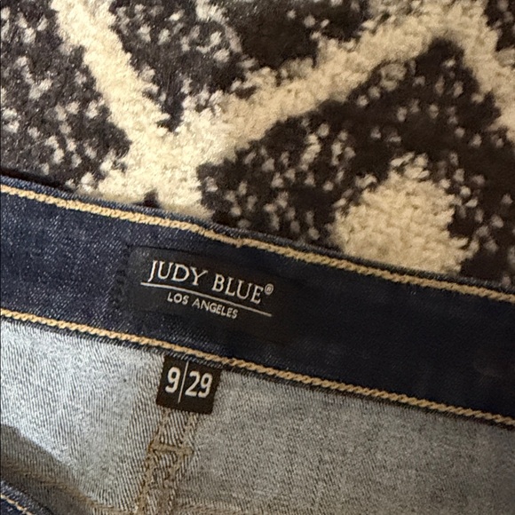 Judy Blue Flared Women's Jeans - Picture 6 of 9